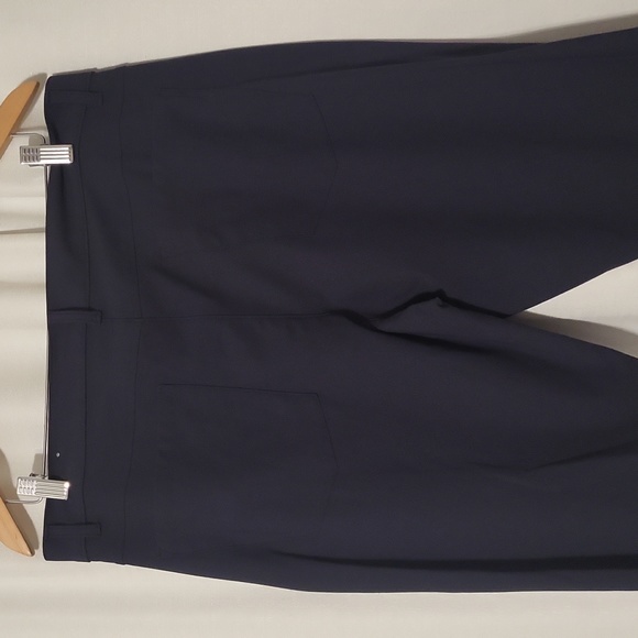 Old Navy Active Hybrid Pant - Picture 2 of 3